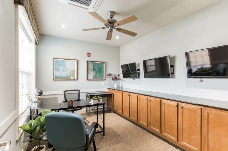 Luxury Apartments in Manahawkin, NJ Stafford Preserve