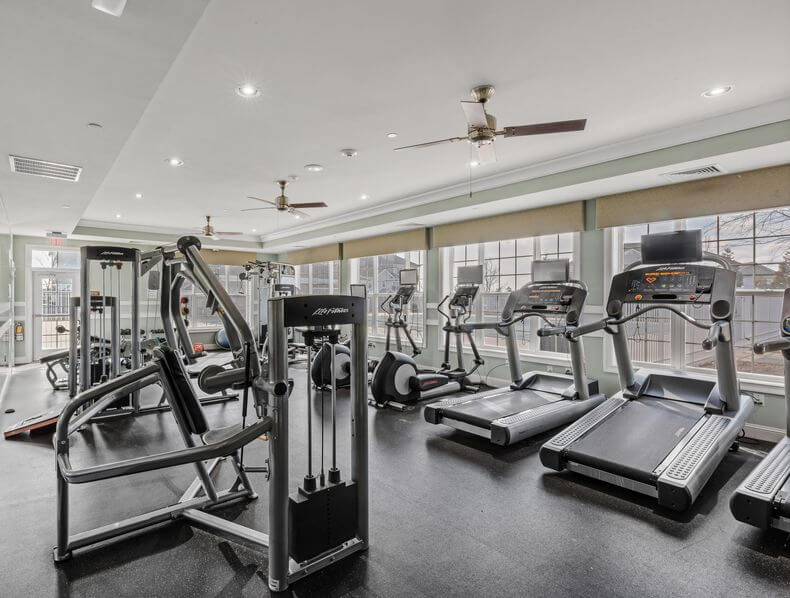 Luxury Apartments in Manahawkin, NJ Stafford Preserve